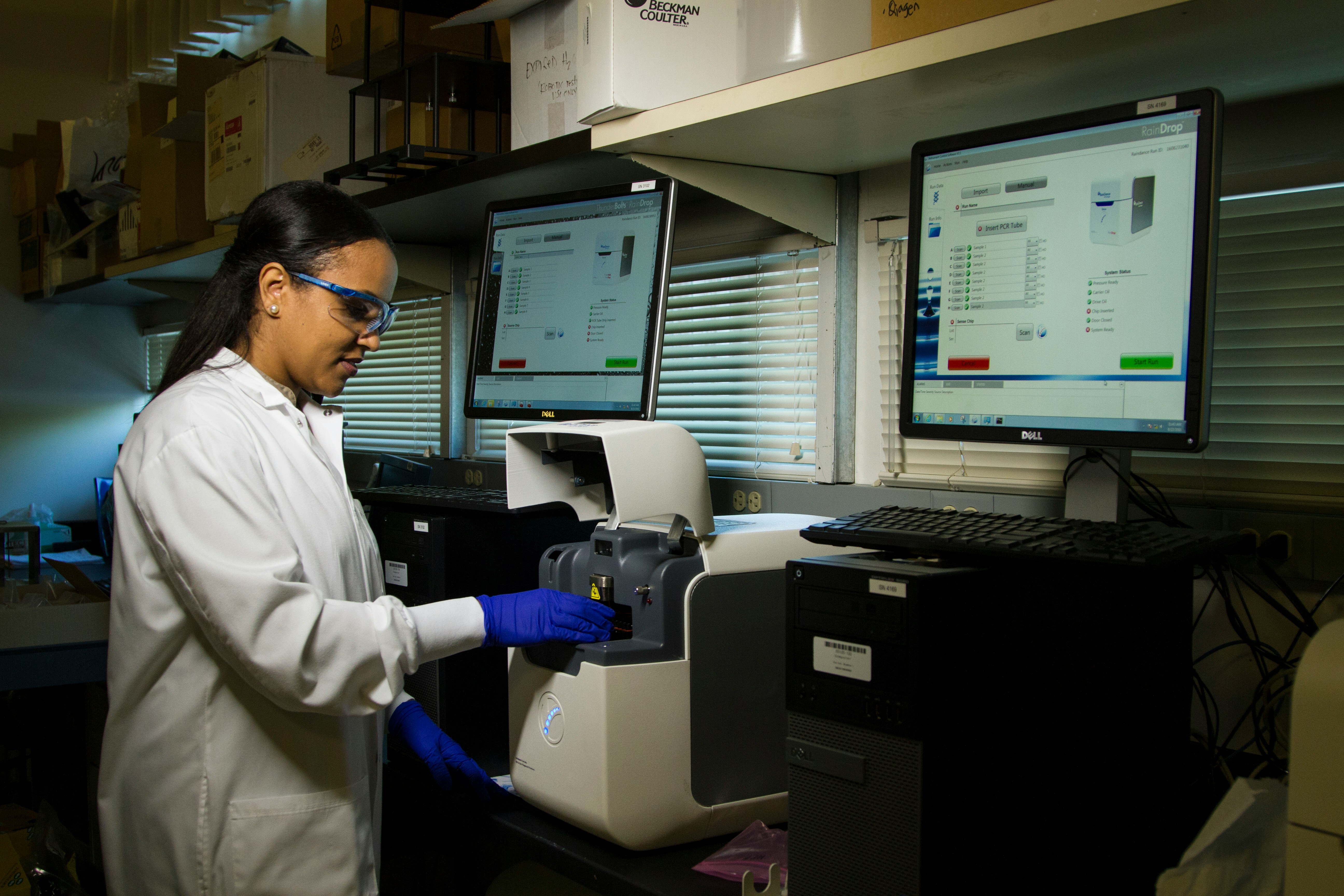 Lab instrument